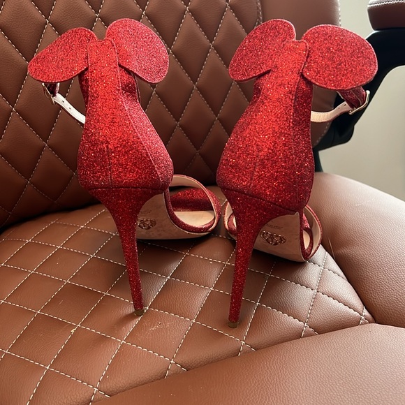 Oscar Tiye Mouse Glitter Heels - Picture 4 of 8